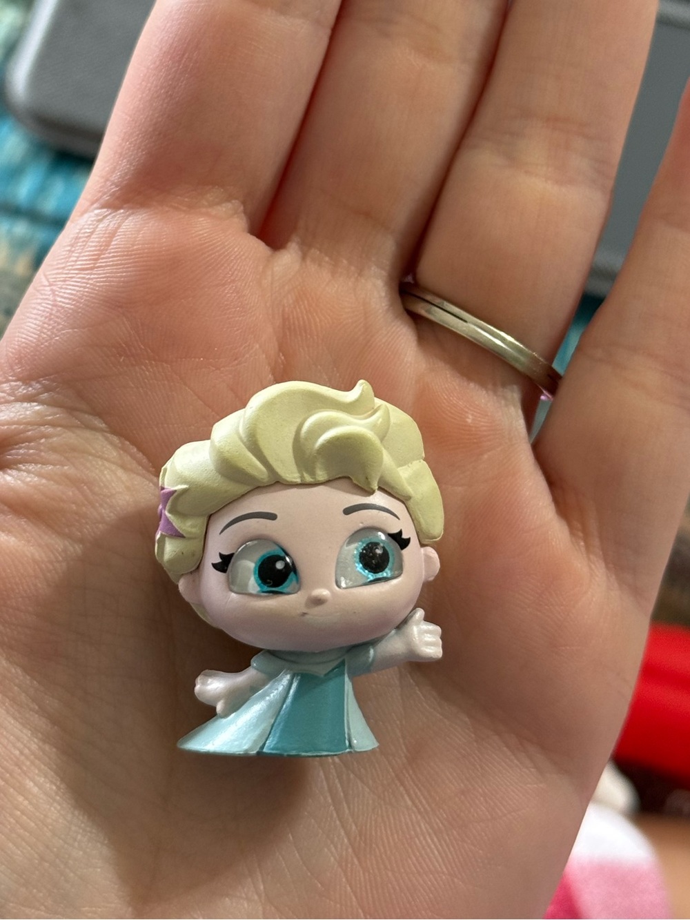 Disney Doorable Mini Figurine - Elsa from Frozen